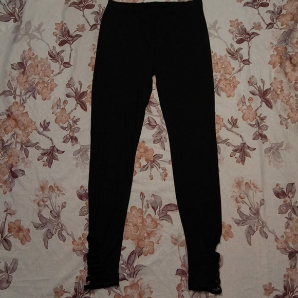 NWT Women's Leggings - Picture 5 of 5